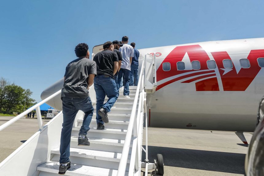 BUKELE CONFIRMA LIBERACIÓN DE VENEZOLANOS DETENIDOS EN EL CECOT TRAS ACUERDO CON ESTADOS UNIDOS