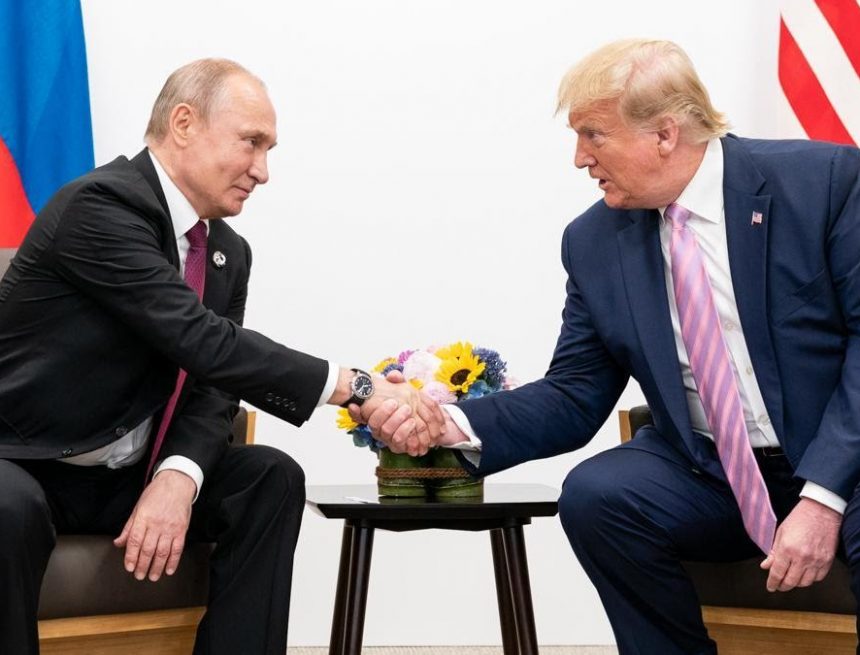 TRUMP LANZA ULTIMÁTUM DE 12 DÍAS A PUTIN PARA ACUERDO DE PAZ EN UCRANIA