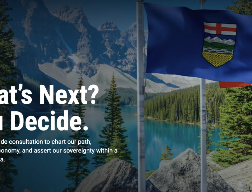 OVACIÓN POR PROPUESTAS DE SEPARACIÓN Y DEPORTACIONES EN FORO DE DANIELLE SMITH