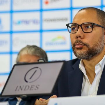 YAMIL BUKELE HERMANO DEL PRESIDENTE DE EL SALVADOR ANUNCIA SU POSTULACIÓN A LA PRESIDENCIA DE LA FESFUT