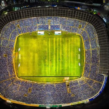 EL SALVADOR; FIFA SANCIONA A LA FESFUT CON MULTA DE $62,715 Y CIERRE PARCIAL DEL ESTADIO CUSCATLÁN