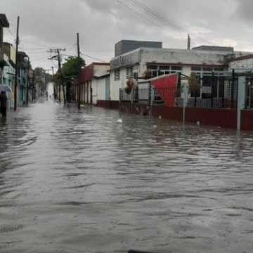 TORMENTA IMELDA DEJA MÁS DE 18,000 EVACUADOS E INUNDACIONES EN CUBA