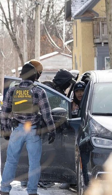 DETENCIÓN DE NIÑA ECUATORIANA POR PARTE DE AGENTES DE ICE GENERA POLÉMICA TRAS ORDEN JUDICIAL DE LIBERACIÓN EN MINNESOTA