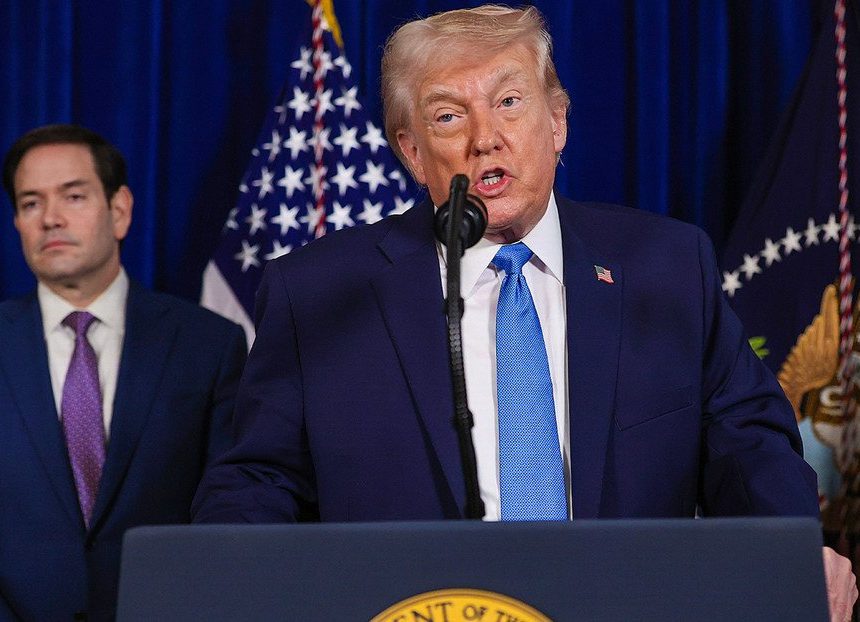 TRUMP AFIRMA QUE EE. UU. ASUMIRÁ CONTROL DE VENEZUELA HASTA UNA TRANSICIÓN “ORDENADA” Y NO DESCARTA NUEVAS ACCIONES