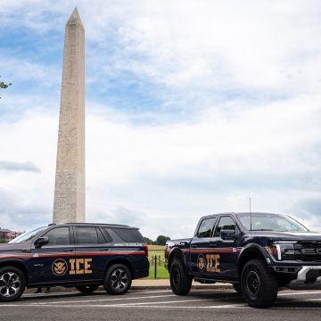 CRISIS INTERNA EN ICE TRAS GASTO MILLONARIO EN VEHÍCULOS ROTULADOS QUE NO SON UTILIZABLES