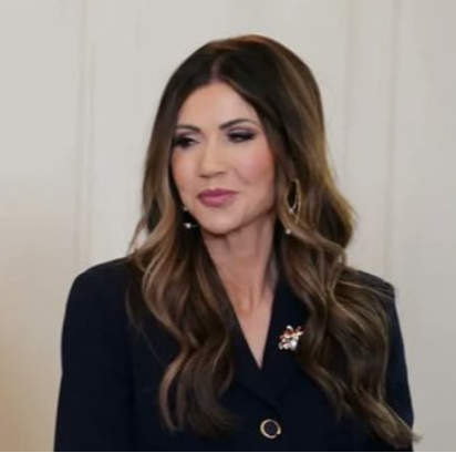 nohen 2 DONALD TRUMP DESTITUYE A KRISTI NOEM DEL DEPARTAMENTO DE SEGURIDAD NACIONAL TRAS HECHOS EN MINNEAPOLIS