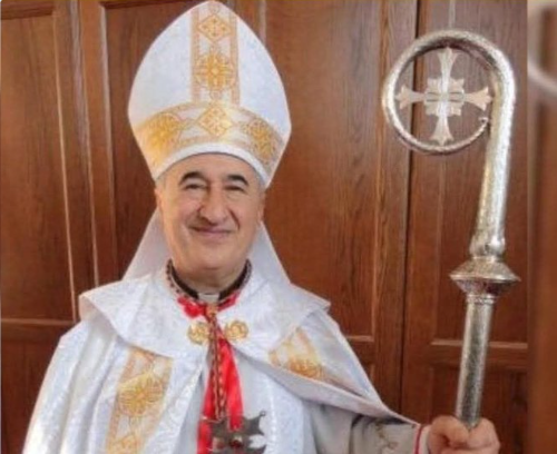 DETIENEN A SACERDOTE EN AEROPUERTO DE SAN DIEGO POR PRESUNTO MAL USO DE DONACIONES