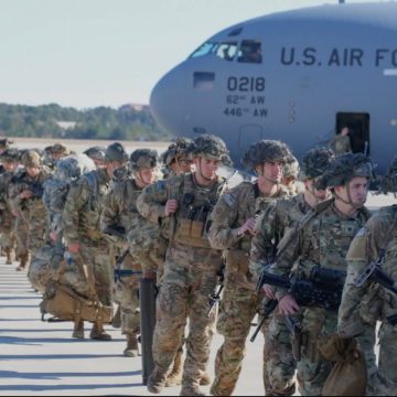 soldados PENTÁGONO ORDENA DESPLIEGUE DE 2,000 PARACAIDISTAS EN ORIENTE MEDIO