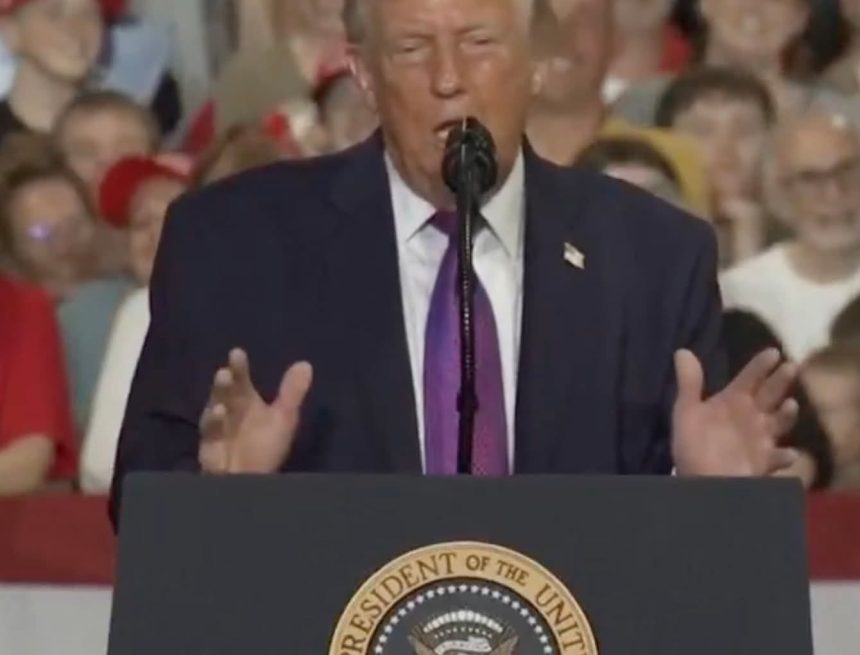 TRUMP ASEGURA QUE EE. UU. TIENE “MUNICIÓN ILIMITADA” PARA COMBATIR A IRÁN