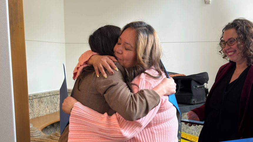 JUEZ ORDENA REGRESO A EE. UU. DE MADRE MEXICANA DEPORTADA PESE A PROTECCIÓN DACA