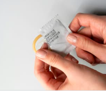 CURIOSO PERO CIERTO EL CONFLICTO EN MEDIO ORIENTE PODRÍA IMPACTAR PRECIOS DE PRESERVATIVOS A NIVEL GLOBAL