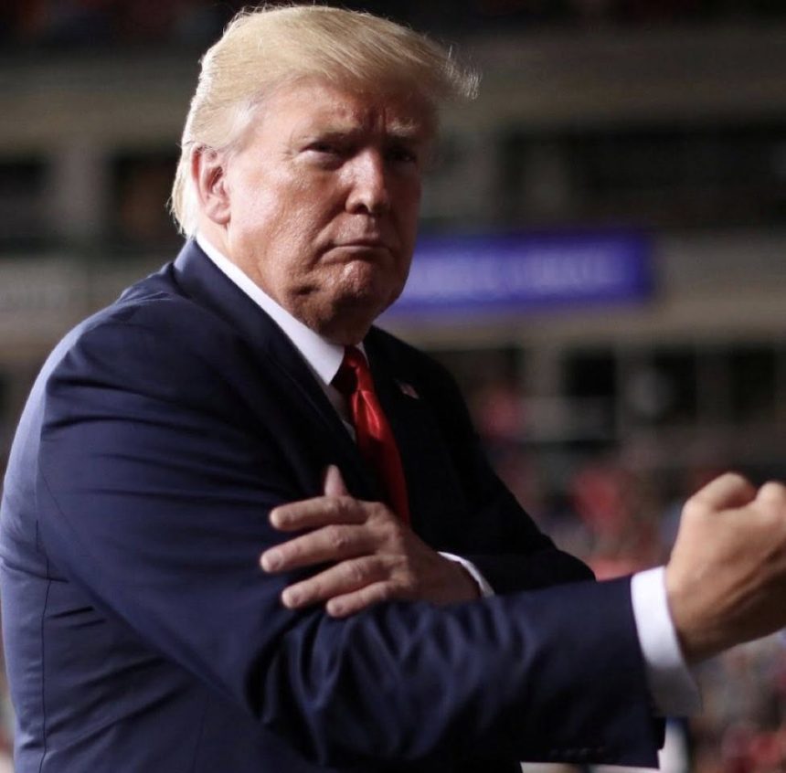 TRUMP ASISTE A LA CORTE SUPREMA EN HISTÓRICA AUDIENCIA SOBRE CIUDADANÍA POR NACIMIENTO