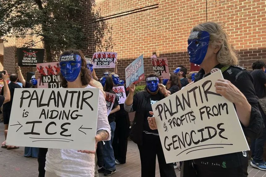 ia PROTESTAN EN WASHINGTON CONTRA USO DE IA PARA DEPORTACIONES MASIVAS