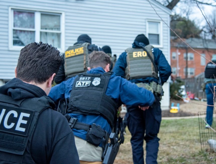 ICE FRENA ENTRENAMIENTO ACELERADO DE AGENTES TRAS CUESTIONAMIENTOS EN ESTADOS UNIDOS