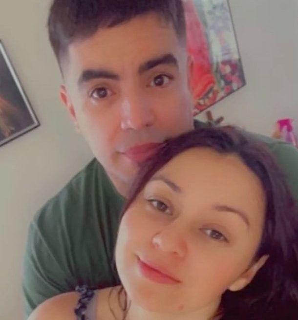 ICE LIBERA A SALVADOREÑA ESPOSA DE SOLDADO ESTADOUNIDENSE, PERO BAJO VIGILANCIA