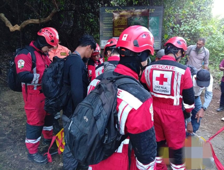 volcan 1 TURISTA GRIEGO FALLECE MIENTRAS SE DISPONÍA A ESCALAR EL VOLCÁN ILAMATEPEC EN EL SALVADOR