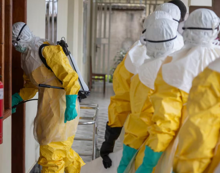 FRANCIA CONFIRMA PRIMER CASO IMPORTADO DE ÉBOLA Y ACTIVA PROTOCOLOS SANITARIOS
