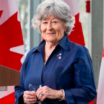 emba 01 LOUISE ARBOUR ASUME COMO NUEVA GOBERNADORA GENERAL DE CANADÁ
