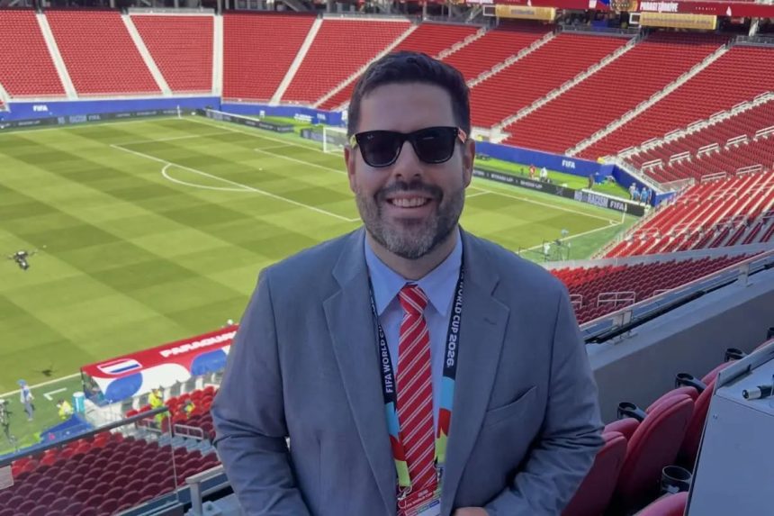para FIFA REVOCA ACREDITACIÓN A PERIODISTA PARAGUAYO TRAS PRESUNTAS DECLARACIONES OFENSIVAS CONTRA ÁRBITRO SALVADOREÑO