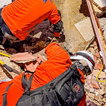 MISIÓN HUMANITARIA SALVADOREÑA HA RESCATADO A SIETE PERSONAS CON VIDA EN VENEZUELA