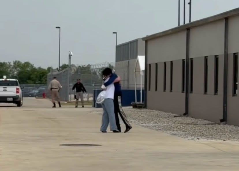 mariachi 1 ICE LIBERA A MARIACHI MEXICANO DETENIDO EN TEXAS MIENTRAS TRAMITABA SU RESIDENCIA PERMANENTE