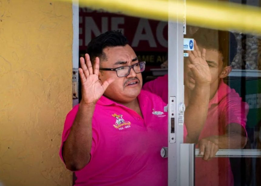 EMPRESARIO GUATEMALTECO SE ENTREGA A ICE DURANTE OPERATIVO MIGRATORIO EN FLORIDA PARA EVITAR LA DETENCIÓN DE SUS TRABAJADORES