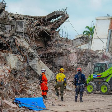vene 23 AUMENTA A 3,535 LA CIFRA DE FALLECIDOS POR LOS TERREMOTOS EN VENEZUELA