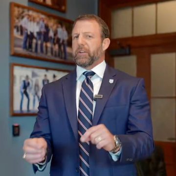 SECRETARIO DEL DHS DESCARTA AMNISTÍA PARA INMIGRANTES EN SITUACIÓN MIGRATORIA IRREGULAR