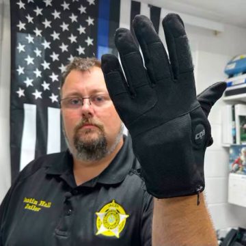 ICE ADJUDICA CONTRATO DE $16.7 MILLONES PARA COMPRAR 6,000 PARES DE GUANTES ELÉCTRICOS