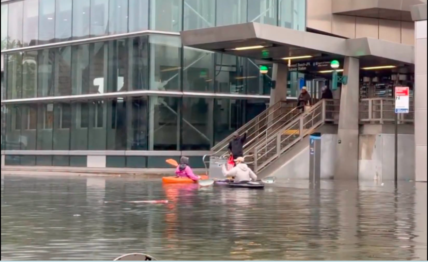 TORMENTA PROVOCA INUNDACIONES EN EL NORESTE DE ESTADOS UNIDOS Y DEJA UNA PERSONA FALLECIDA
