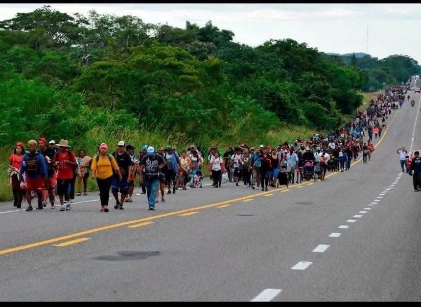 CERCA DE 500 MIGRANTES HONDUREÑOS SALEN EN CARAVANA RUMBO A ESTADOS UNIDOS