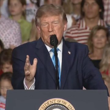 TRUMP GENERA RECHAZO TRAS SUGERIR QUE IRÁN PODRÍA ATACAR LOS ÁNGELES Y SAN DIEGO